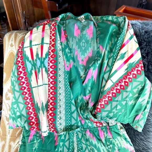 Elan cover up shorts  jumpsuit mint condition size S - Picture 2 of 6